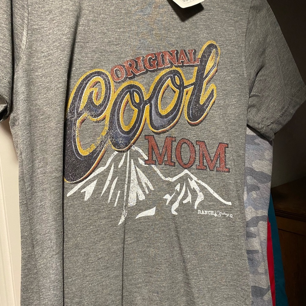 Size small boutique tee